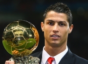 开云体育官网-罗德里戈掌控全场，尤文对阵波兰一役的战术解读与比赛走势分析