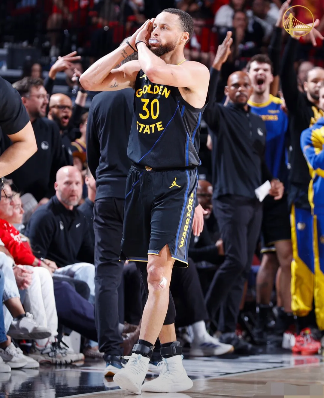 关于巴西男篮力克勇士B队,詹姆斯送出助攻的信息 关于巴西男篮力克勇士B队,詹姆斯送出助攻的信息