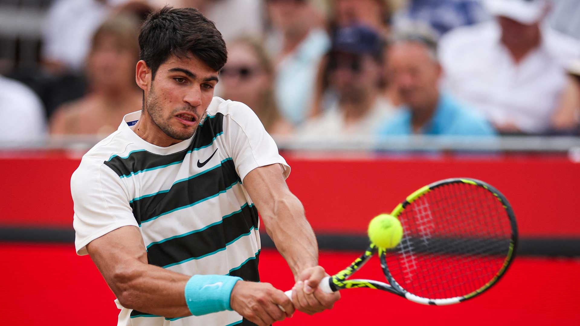 关于意大利网球队逆转美国网球队,阿尔卡拉斯统治全场的信息 关于意大利网球队逆转美国网球队,阿尔卡拉斯统治全场的信息