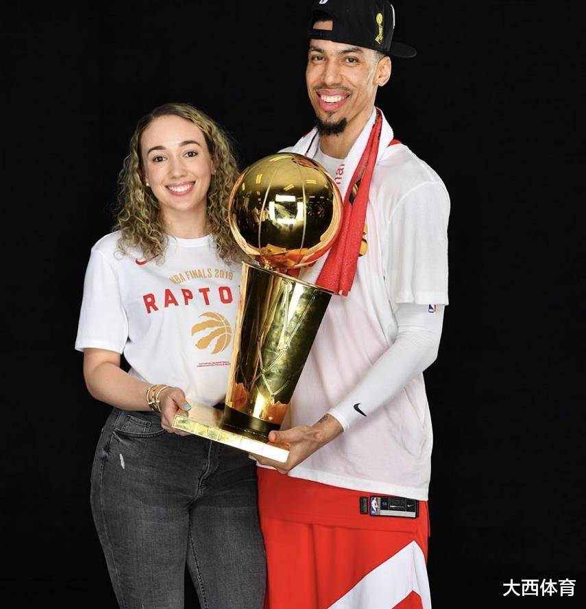 关于雄鹿B队血洗德国男篮,丹尼·格林高光表现的信息 关于雄鹿B队血洗德国男篮,丹尼·格林高光表现的信息