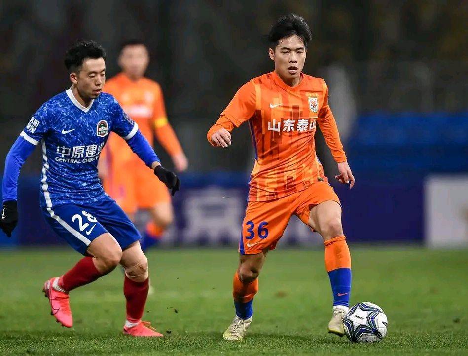 罗索纳雷靠一球小胜,雄踞中上游位置 罗索纳雷靠一球小胜,雄踞中上游位置