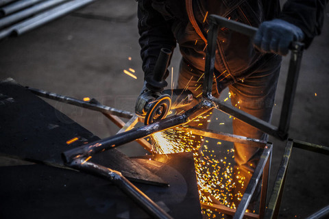 摩擦火花乍现,决胜时刻快感倍增 摩擦火花乍现,决胜时刻快感倍增
