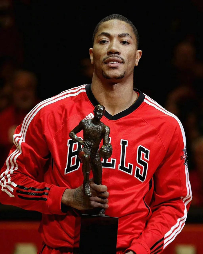 罗斯持续发威,带队全面击败对手! 罗斯持续发威,带队全面击败对手!