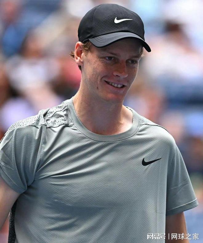 包含澳大利亚网球队翻盘美国网球队，克耶高斯爆发神勇的词条