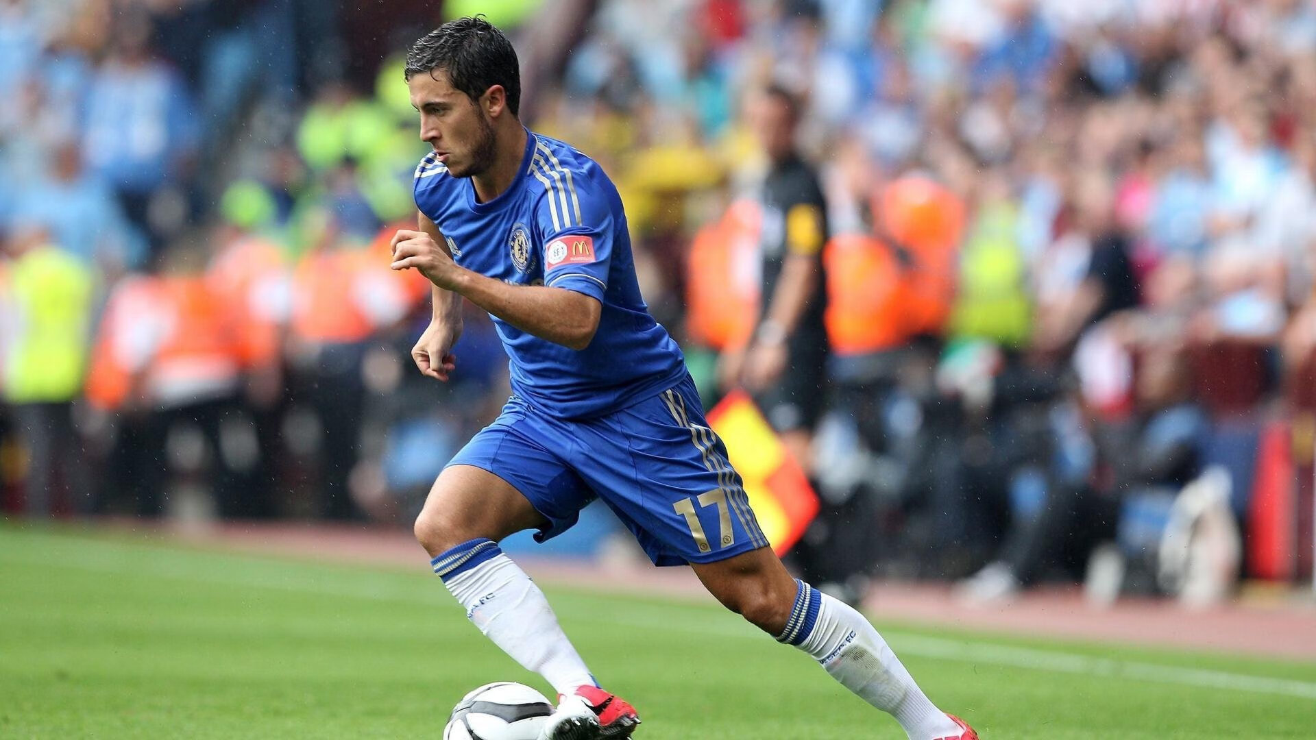 库里关键三分如活塞锁死广东，决胜时刻的唯一性启示