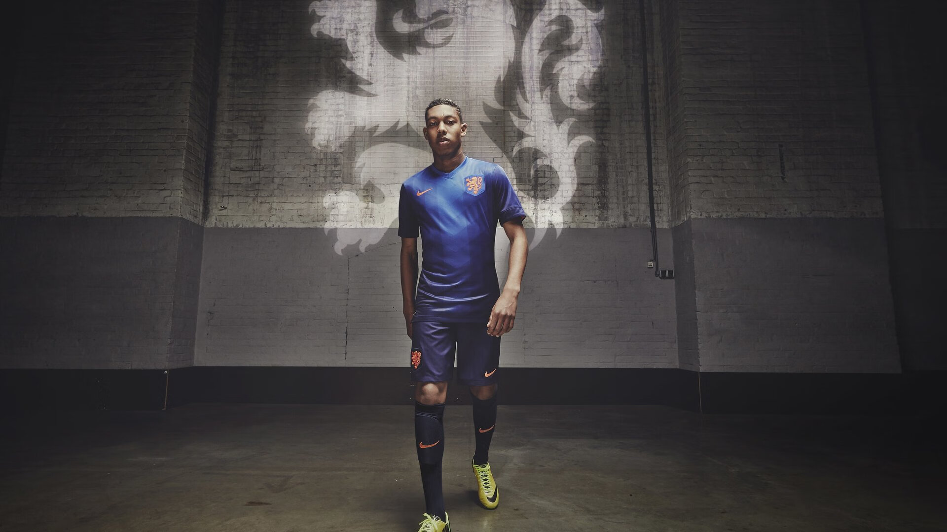 双星闪耀与孤胆英雄，当拉文的华丽舞步遇上骑士的钢铁洪流