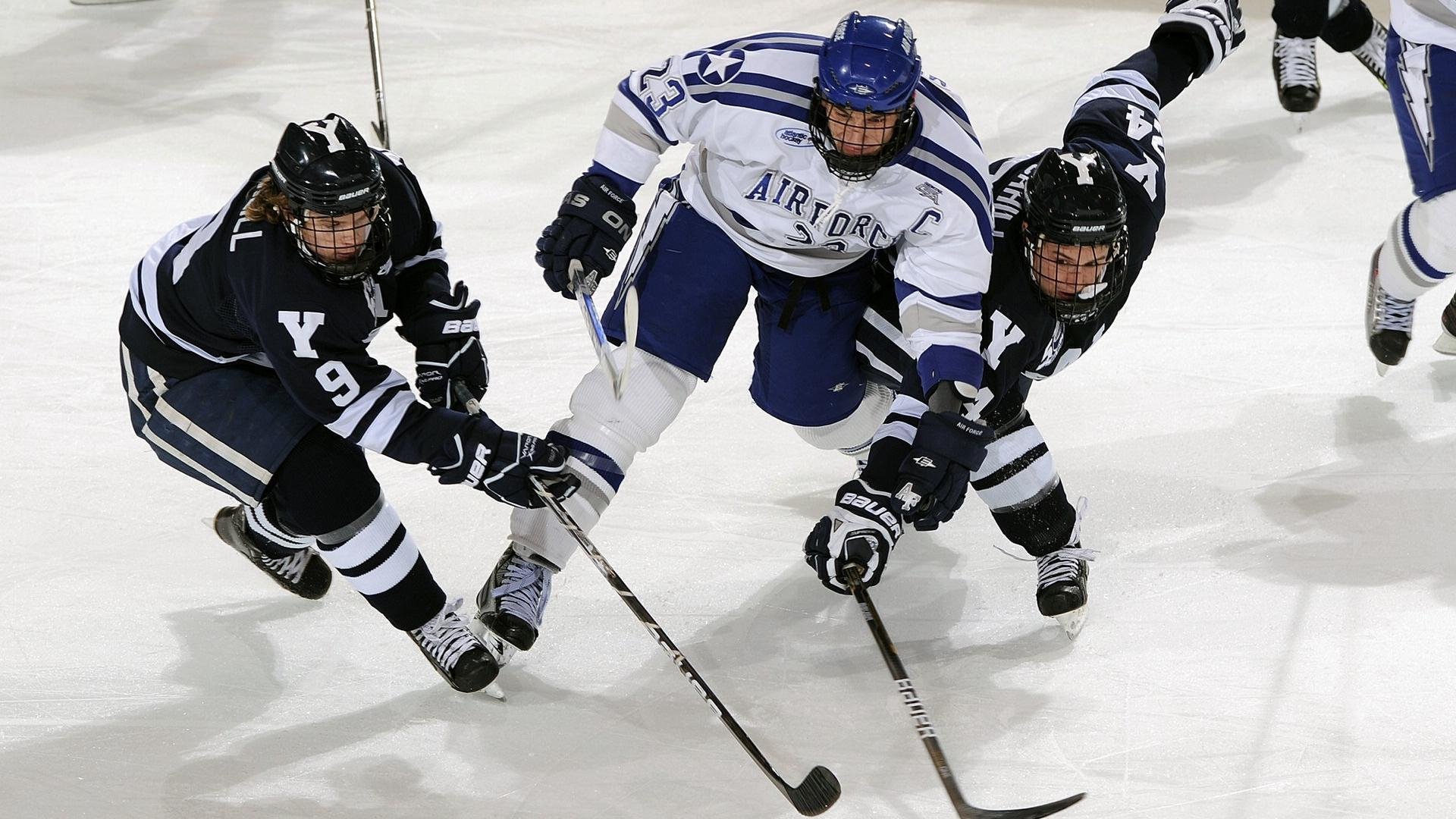 双星闪耀与孤胆英雄，当拉文的华丽舞步遇上骑士的钢铁洪流