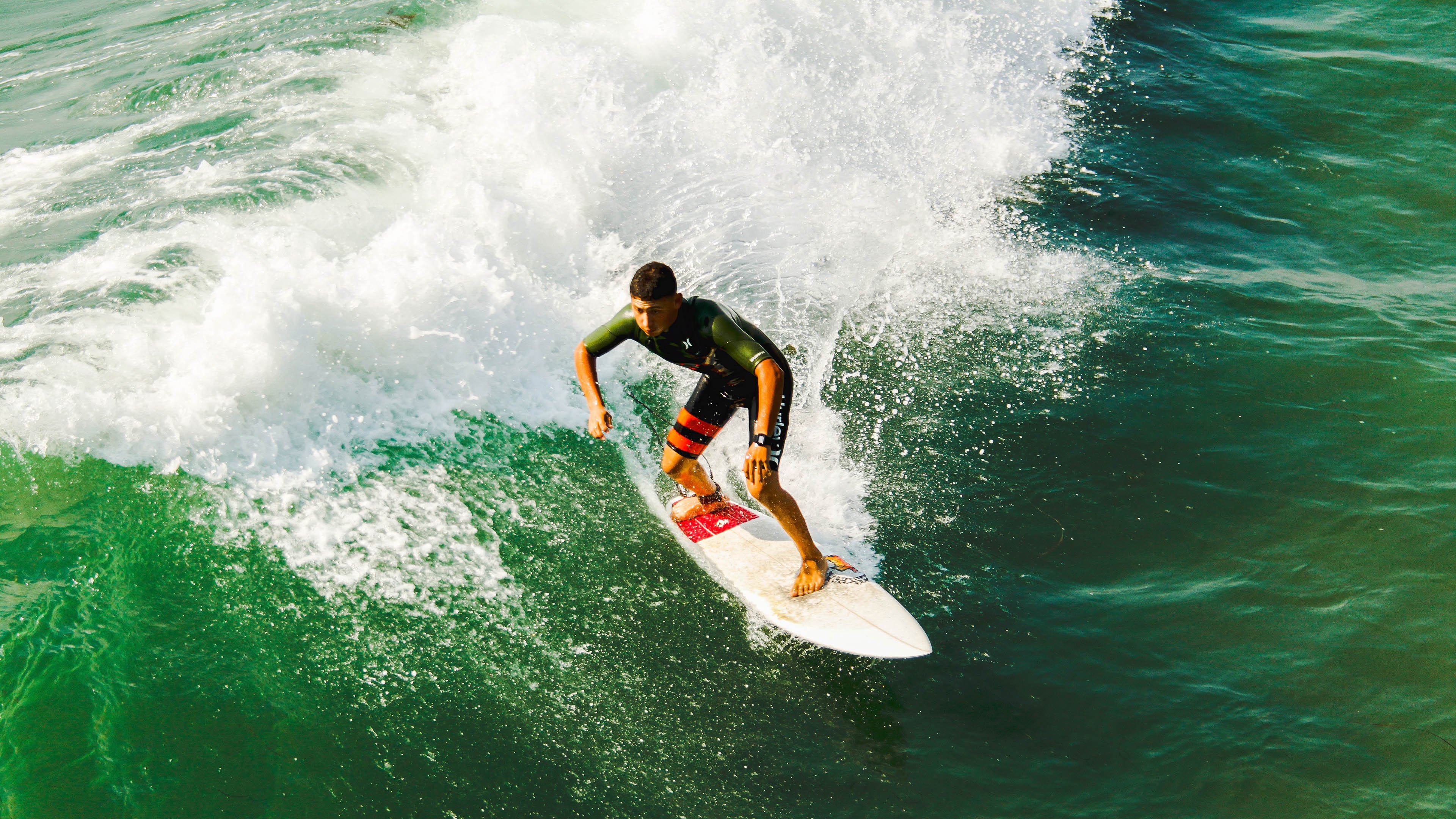 绝境中的逆袭，乔治一锤定音，深圳队生死战力克雄鹿